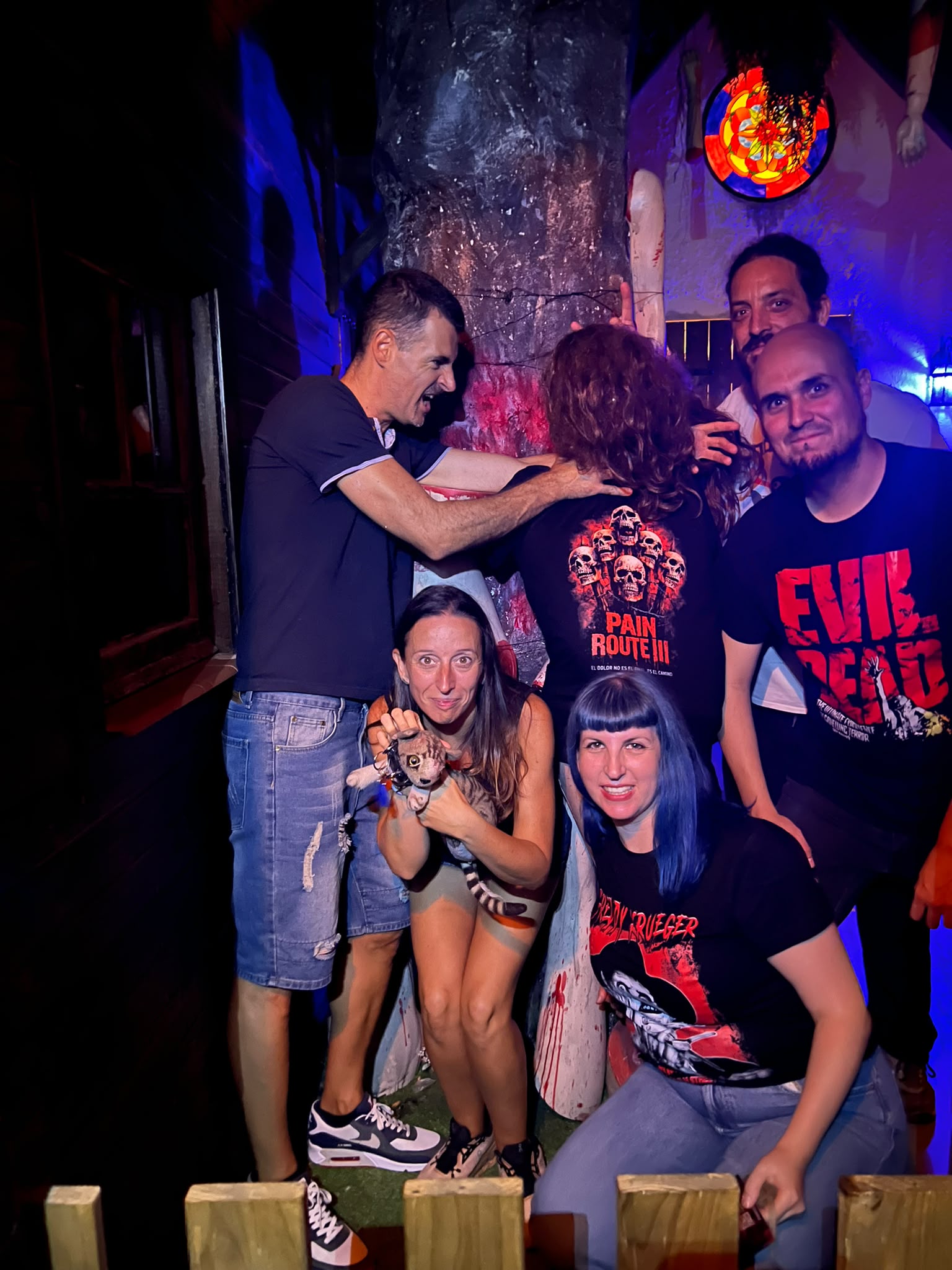 Forbidden Room - foto del grupo